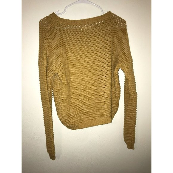 Aeropostale Gold Cable Knit Pull Over Sweater Womans Medium Preowned - Picture 3 of 5